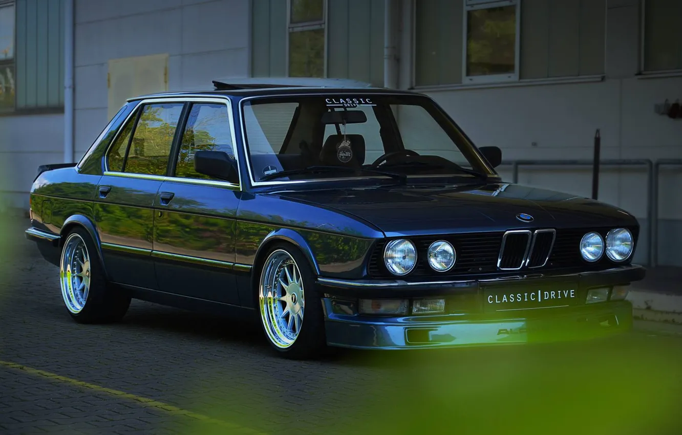 Фото обои BMW, E28, 535i, 5-Series