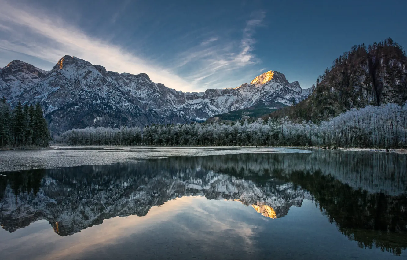 Фото обои зима, лес, горы, озеро, отражение, Австрия, Альпы, Austria, Alps, Almsee, Озеро Альмзе, Lake Alm, Озеро …