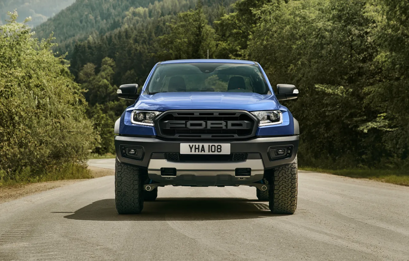 Фото обои синий, Ford, вид спереди, Raptor, пикап, грунтовка, 2018, Ranger
