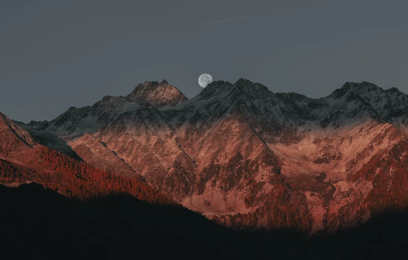 Фото обои горы, простор, space, mountains, beautiful landscape, full moon, полная луна, красивый пейзаж, Eberhard Grossgasteiger, летящий …