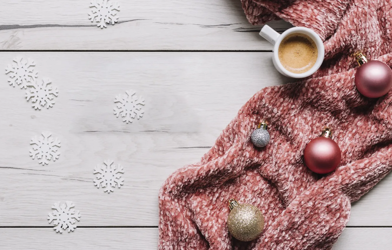 Фото обои украшения, шары, шарф, Новый Год, Рождество, Christmas, balls, cup, New Year, coffee, decoration, чашка кофе, …