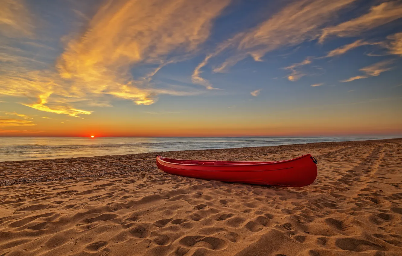 Фото обои песок, закат, следы, побережье, лодка, Греция, Zacharo