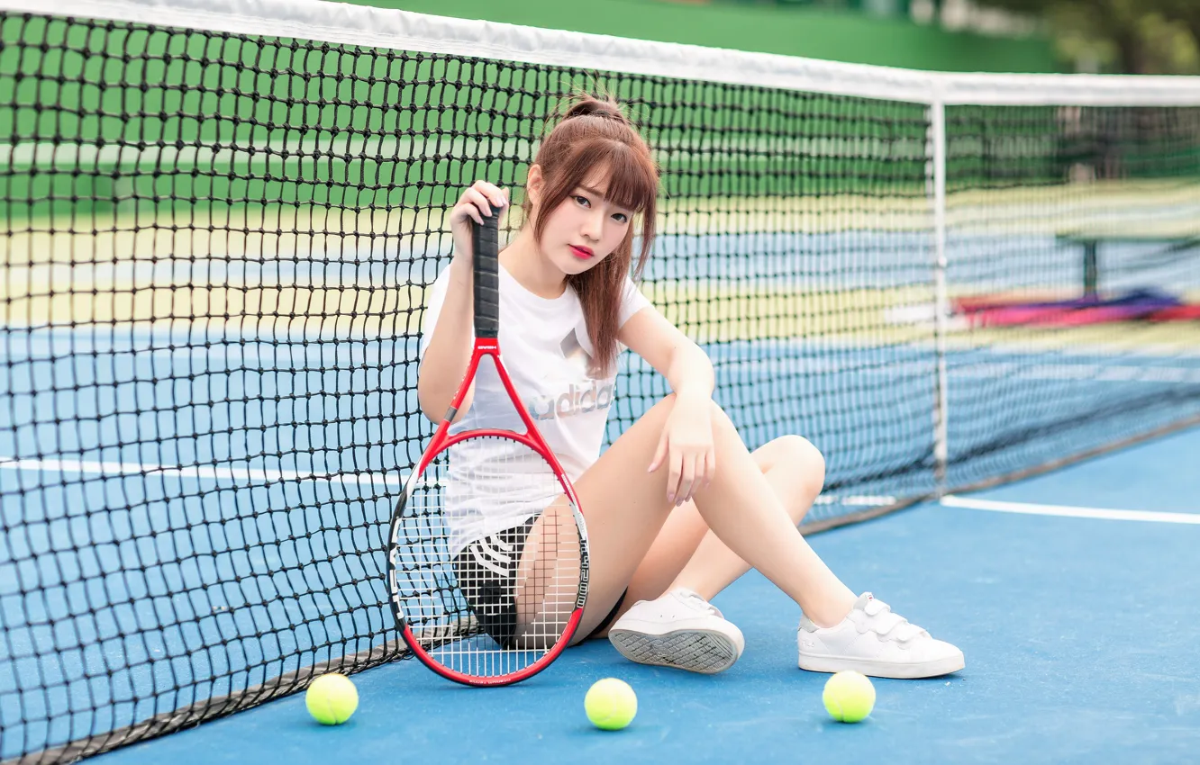 Фото обои взгляд, сетка, ракетка, спортсменка, рыжие волосы, red hair, look, теннисный корт, athlete, mesh, tennis court, …