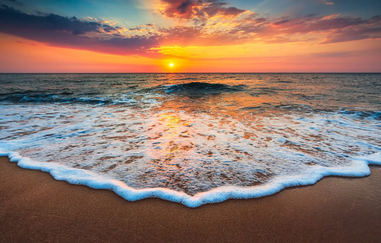 Фото обои sea, sunset, clouds