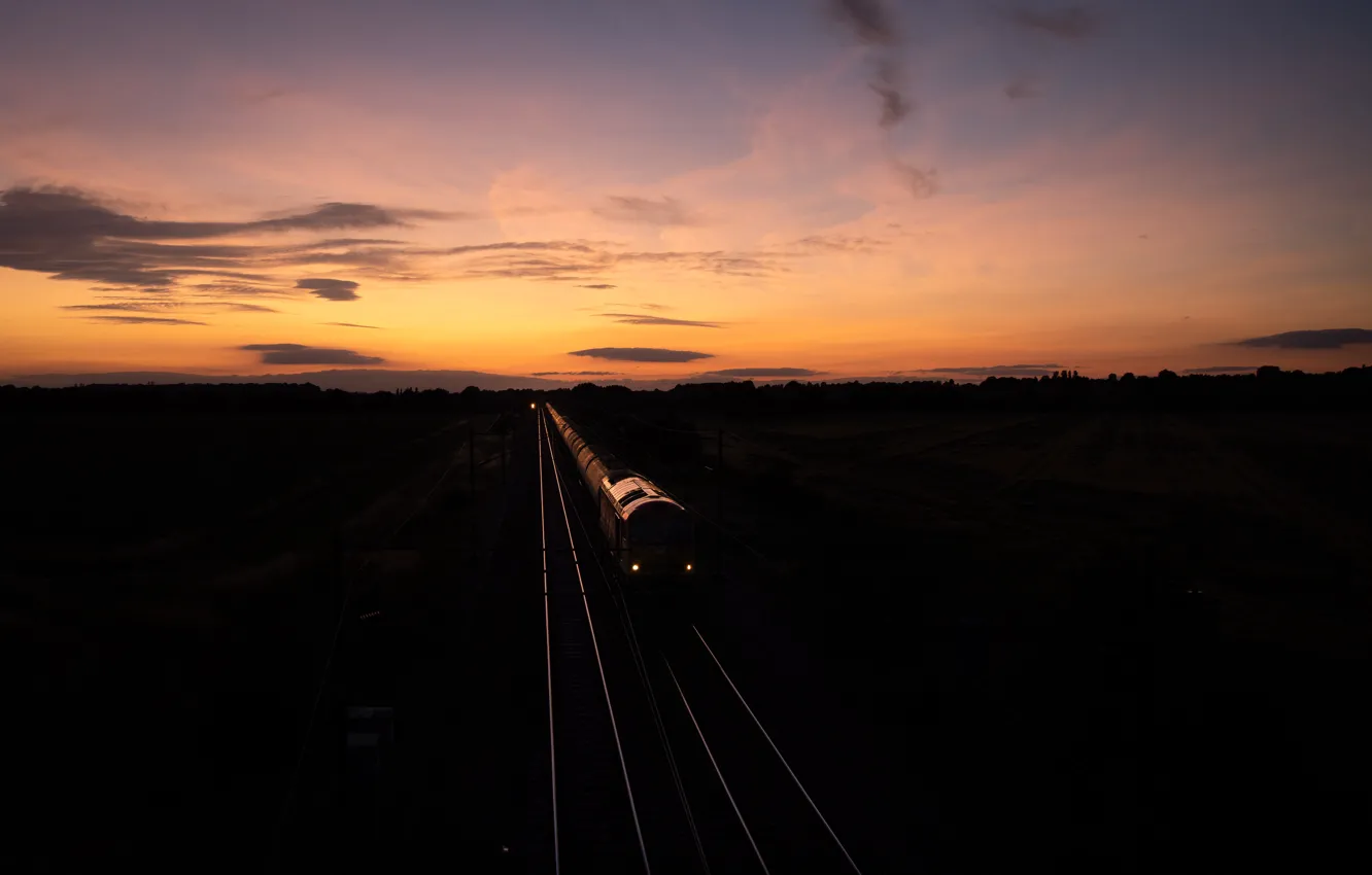 Фото обои закат, ночь, поезд, железная дорога