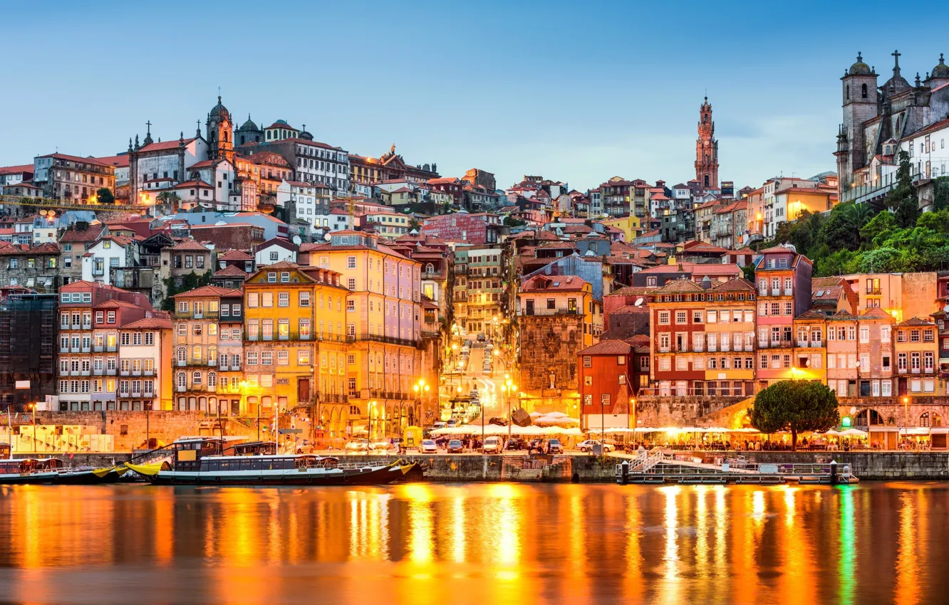 Фото обои city, twilight, cathedral, sea, sunset, city lights, street, houses, Portugal, reflection, buildings, cityscape, church, Porto