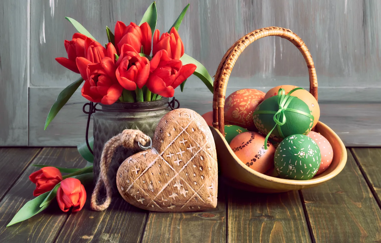 Фото обои цветы, яйца, весна, Пасха, тюльпаны, red, love, happy, heart, flowers, tulips, spring, Easter, eggs, decoration