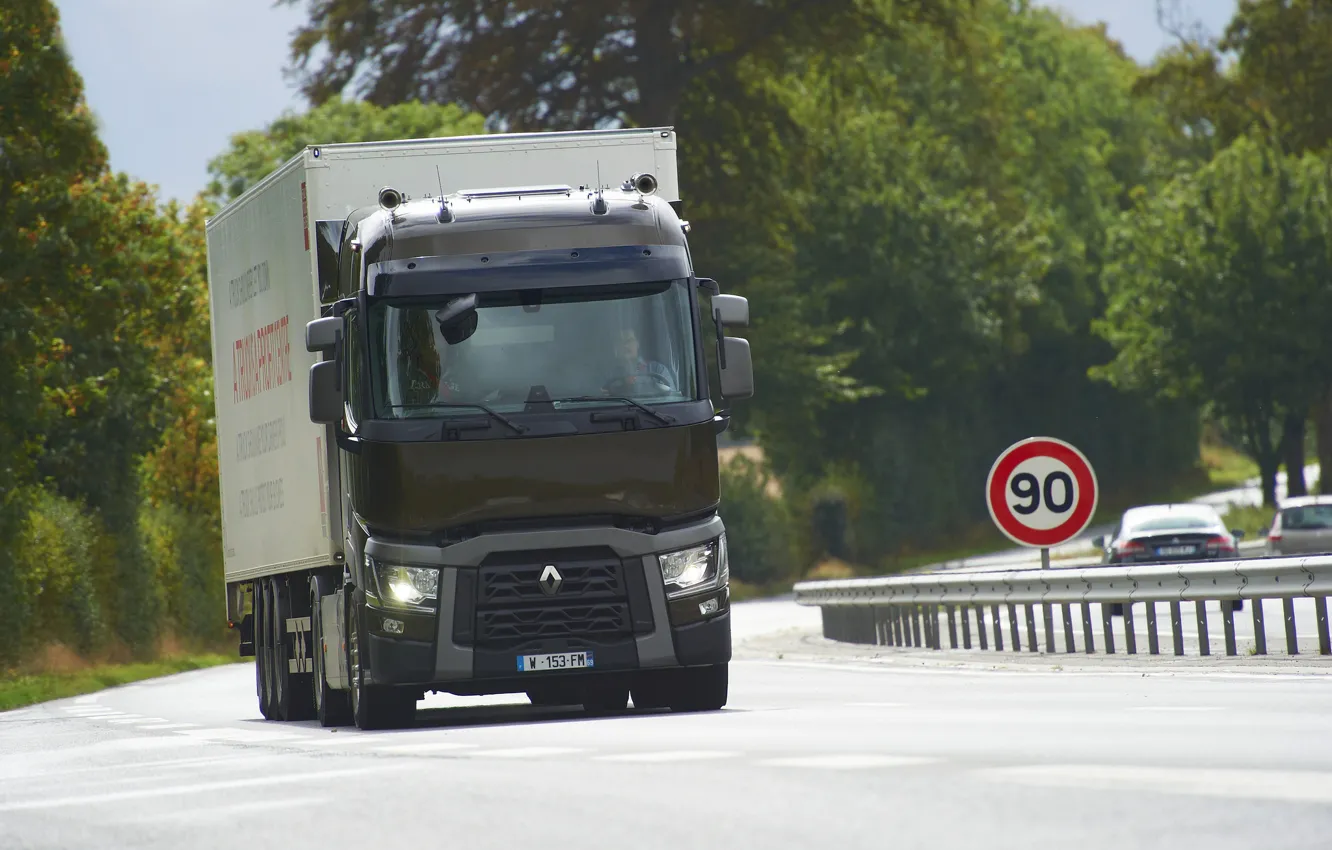 Фото обои знак, ограждение, грузовик, Renault, седельный тягач, 4x2, полуприцеп, Renault Trucks, T-series